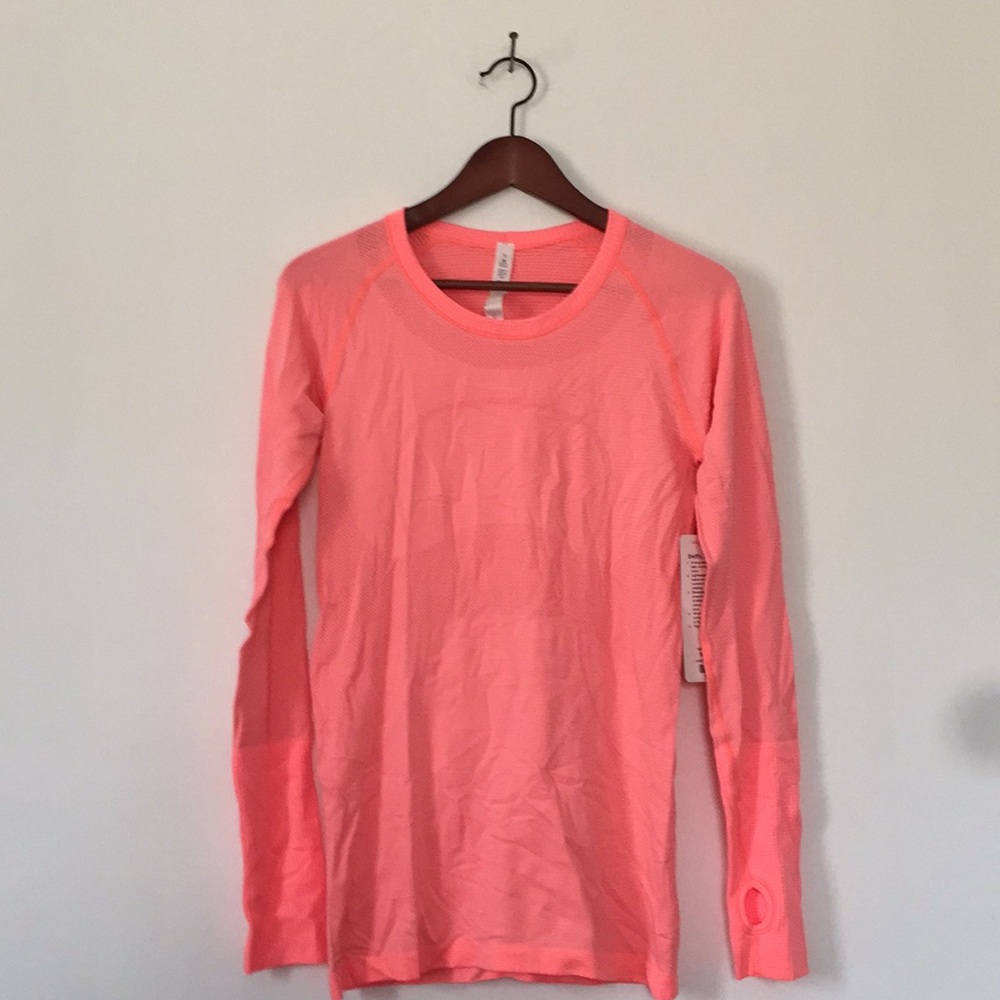Lululemon swiftly tech LS crew